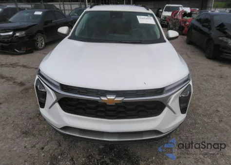2024 Chevrolet Trax Fwd Lt z USA, uszkodzony, nr VIN KL77LHE2XRC031053